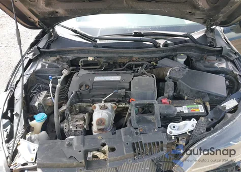 2014 Honda Accord Lx z USA, uszkodzony, nr VIN 1HGCR2F33EA001002